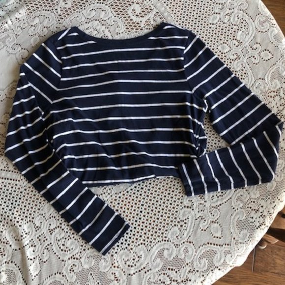 Maternity Top - Picture 2 of 4